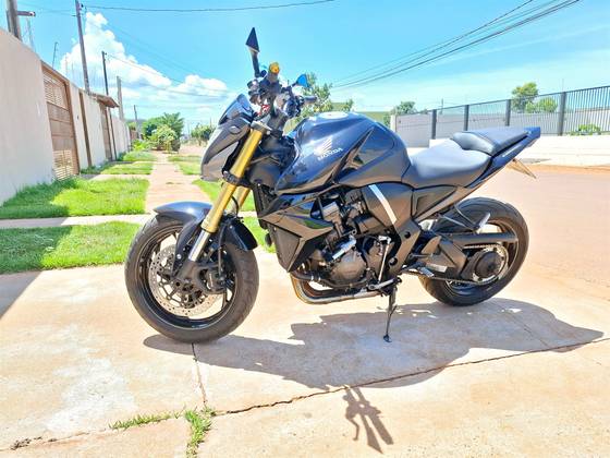 HONDA CB 1000R 